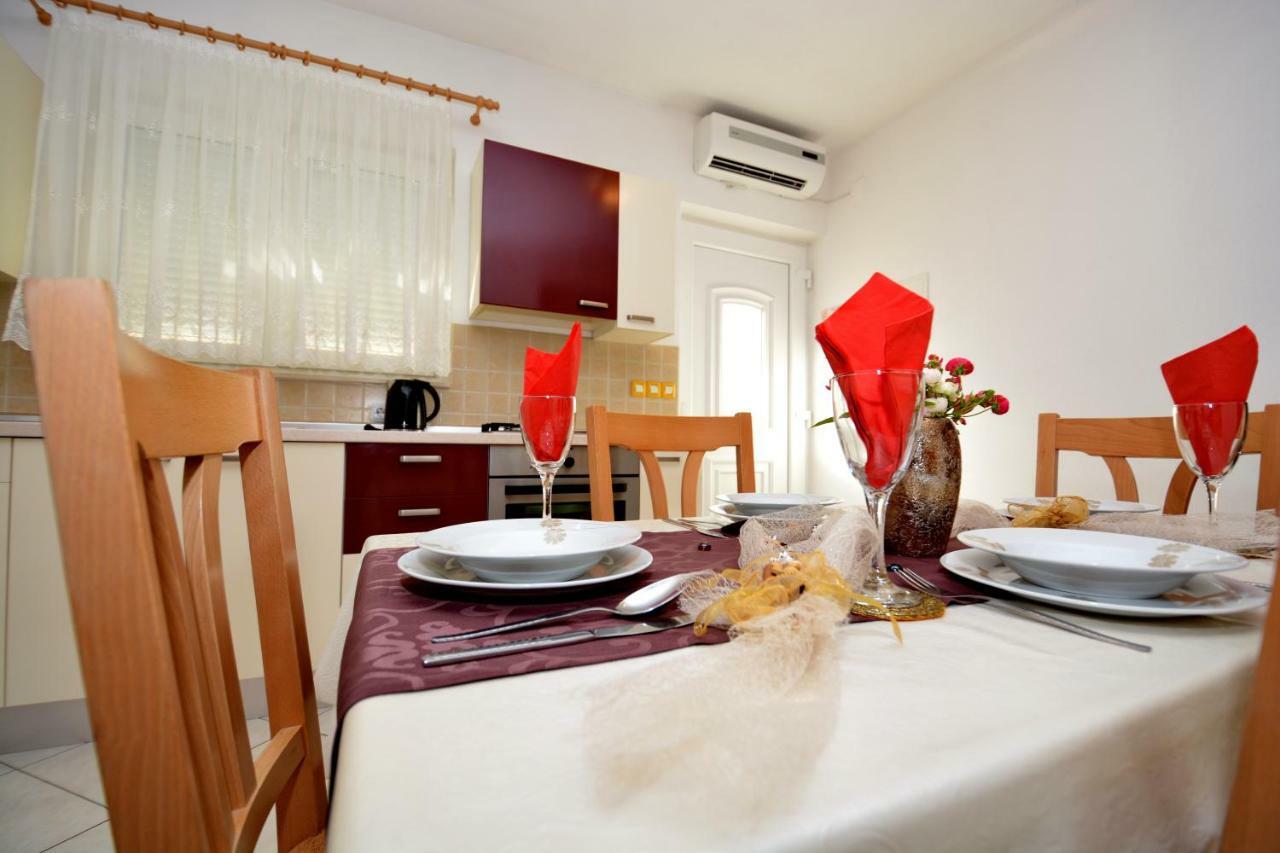 Zita Apartman *